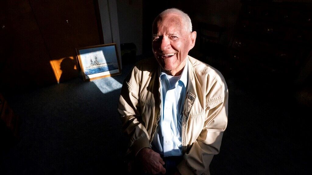 101-year-old Navy veteran will return to Pearl Harbor to remember those lost